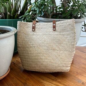 Kenyan straw raffia handwoven summer bag tote